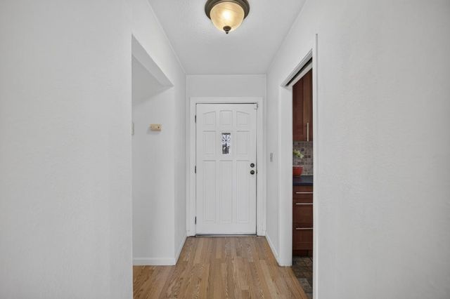 2430 34th Ave, Sacramento, CA 95822