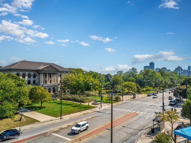 2020 N Lincoln Park West 3G, Chicago, IL 60614