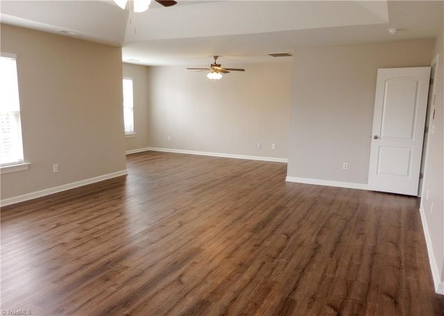 108 N Honey Locust Drive, Thomasville, NC 27360