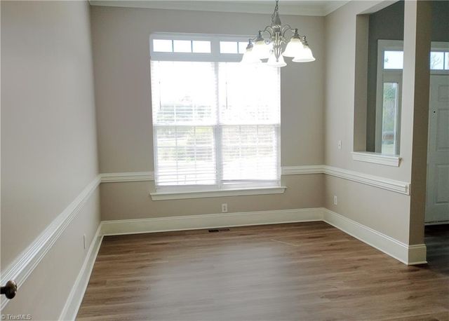 108 N Honey Locust Drive, Thomasville, NC 27360