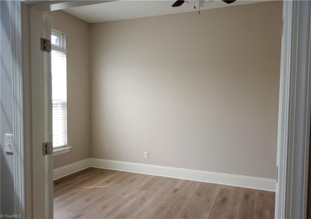 108 N Honey Locust Drive, Thomasville, NC 27360