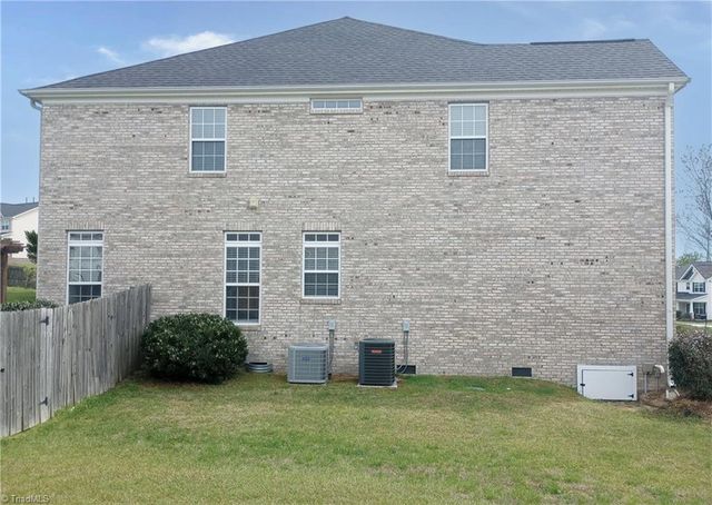 108 N Honey Locust Drive, Thomasville, NC 27360