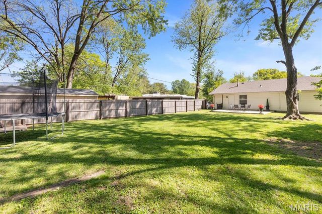8409 Engler Avenue, St John, MO 63114