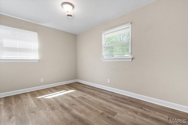 8409 Engler Avenue, St John, MO 63114