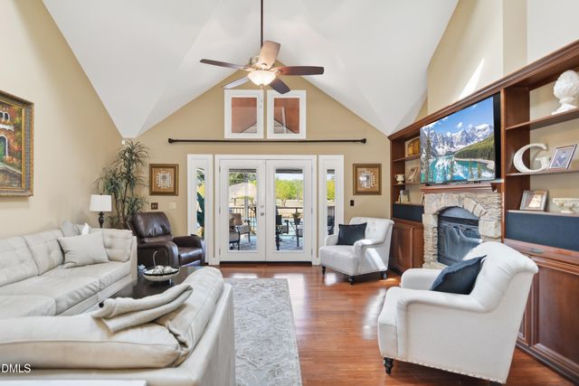 743 Crabtree Crossing Parkway, Cary, NC 27513