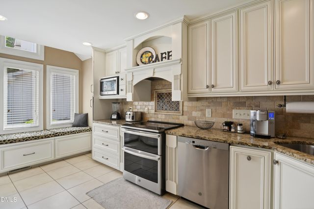 743 Crabtree Crossing Parkway, Cary, NC 27513