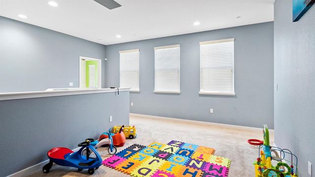 80 E Cortona Ct, Tracy, CA 95391