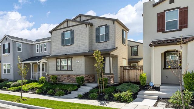80 E Cortona Ct, Tracy, CA 95391