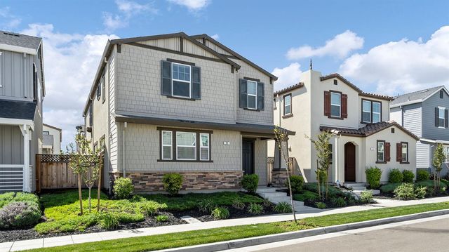 80 E Cortona Ct, Tracy, CA 95391