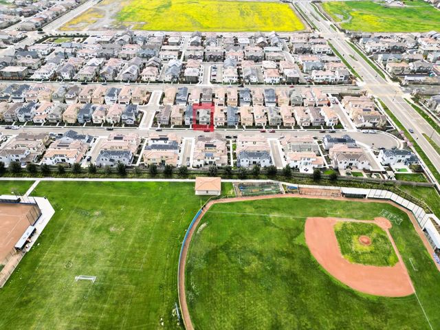 80 E Cortona Ct, Tracy, CA 95391