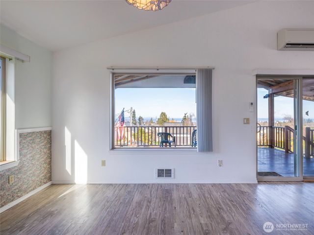 430 Whidby Avenue, Port Angeles, WA 98362