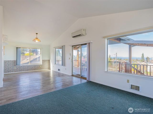 430 Whidby Avenue, Port Angeles, WA 98362