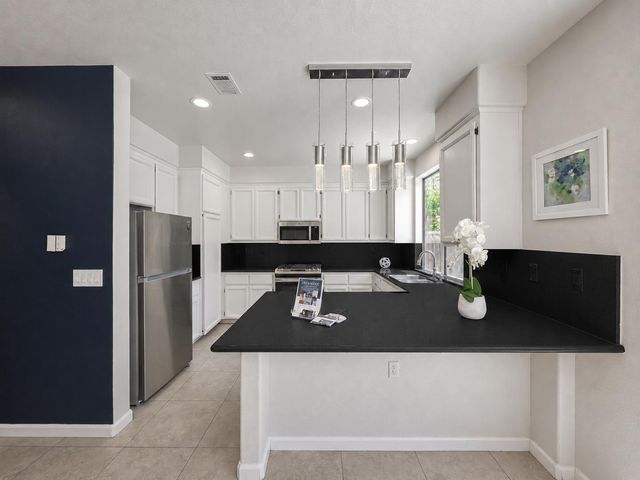 73 Images Circle, Milpitas, CA 95035