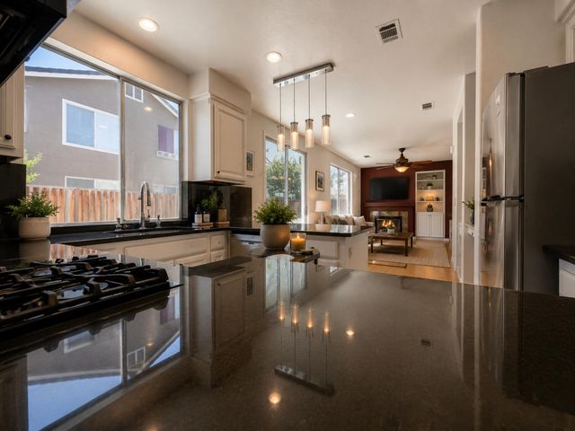 73 Images Circle, Milpitas, CA 95035