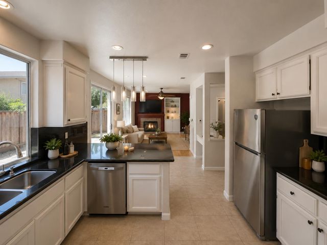 73 Images Circle, Milpitas, CA 95035