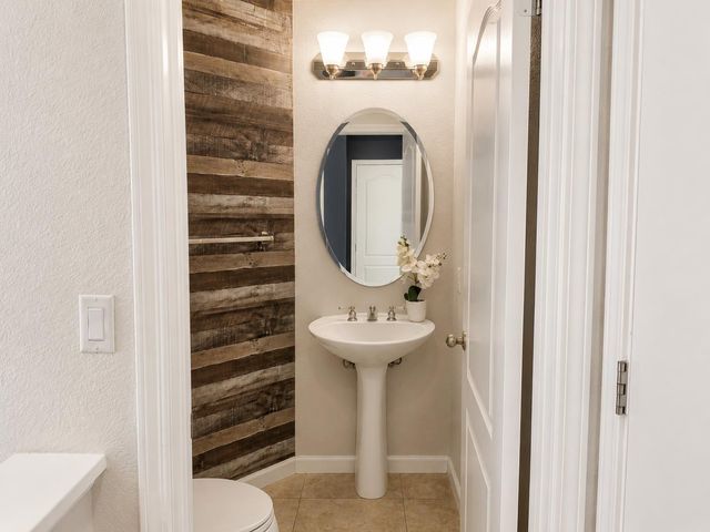 73 Images Circle, Milpitas, CA 95035