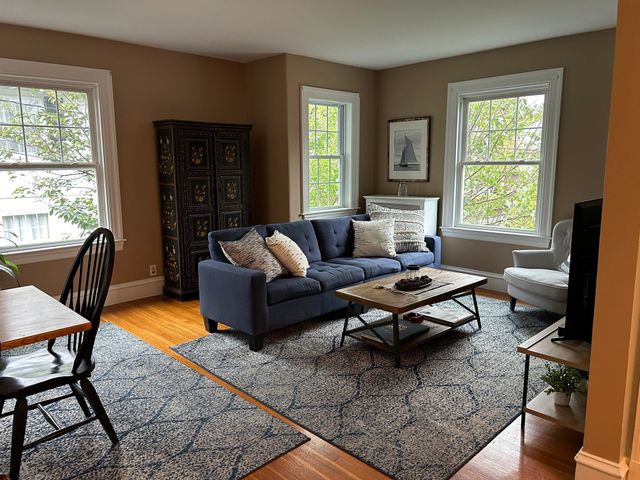 16 Lafayette Place 2, Salem, MA 01970