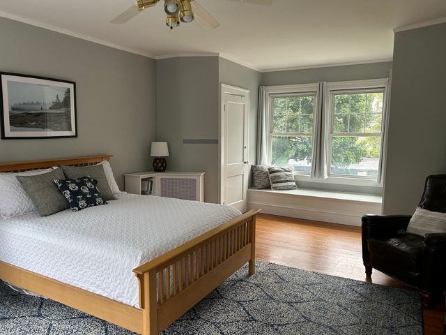 16 Lafayette Place 2, Salem, MA 01970