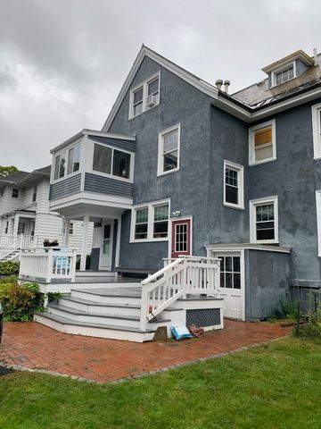 16 Lafayette Place 2, Salem, MA 01970