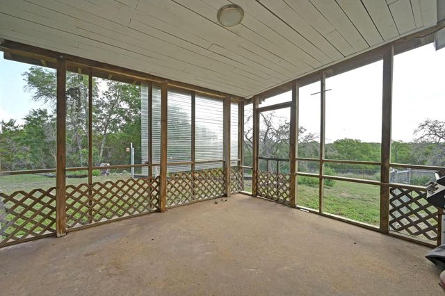 2018 Chaparral Park RD, Manchaca, TX 78652