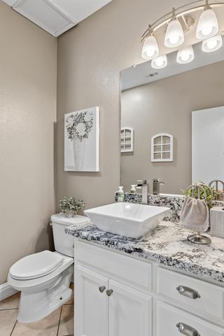 16480 Darlington St, Delhi, CA 95315