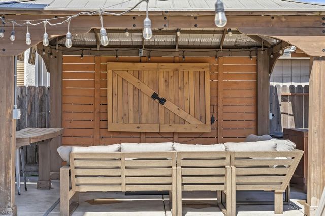 16480 Darlington St, Delhi, CA 95315