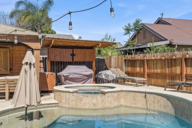 16480 Darlington St, Delhi, CA 95315
