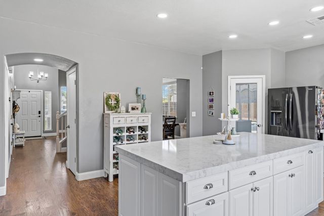 16480 Darlington St, Delhi, CA 95315