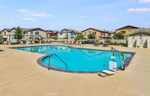 17025 Zion Drive 206, Canyon Country, CA 91387
