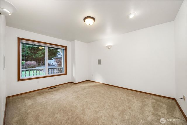 7626 78th Loop NW, Olympia, WA 98502