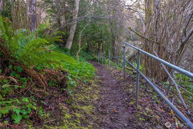 7626 78th Loop NW, Olympia, WA 98502