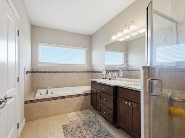 21917 Bellewood Drive, Macomb Twp, MI 48044