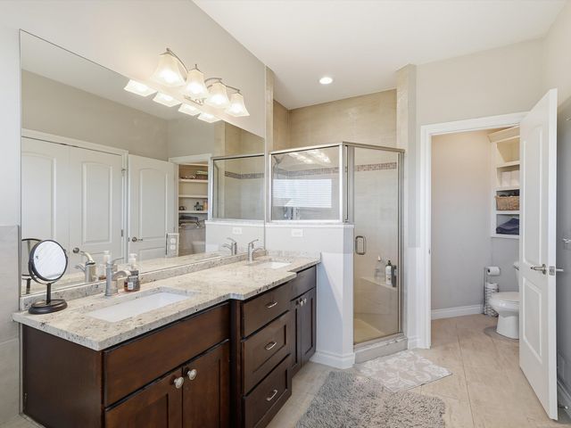 21917 Bellewood Drive, Macomb Twp, MI 48044