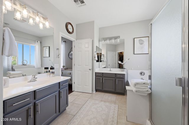 9422 W PALM Lane, Phoenix, AZ 85037