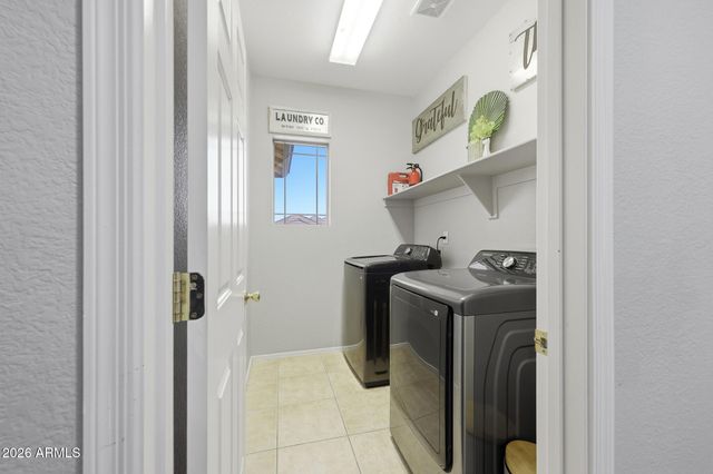 9422 W PALM Lane, Phoenix, AZ 85037