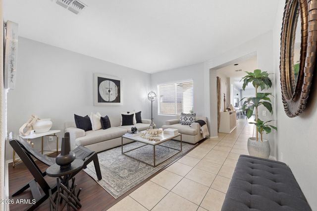 9422 W PALM Lane, Phoenix, AZ 85037