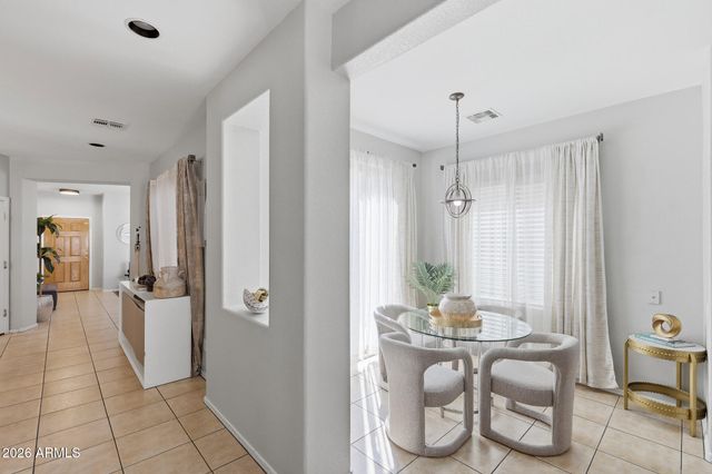 9422 W PALM Lane, Phoenix, AZ 85037