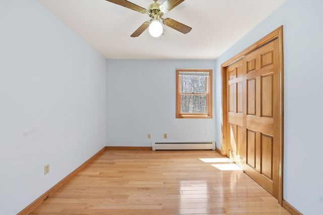 9 Knollwood Dr, Charlton, MA 01507