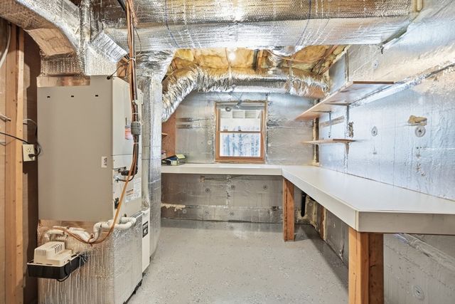 9 Knollwood Dr, Charlton, MA 01507