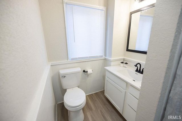 1206 S Madison Street, Muncie, IN 47302