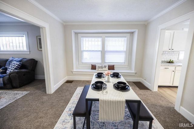 1206 S Madison Street, Muncie, IN 47302