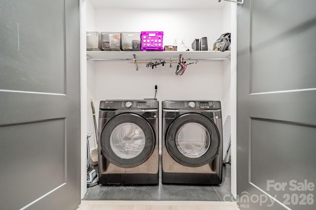 608 Ambassador Street, Charlotte, NC 28208