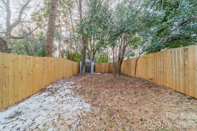 608 Ambassador Street, Charlotte, NC 28208