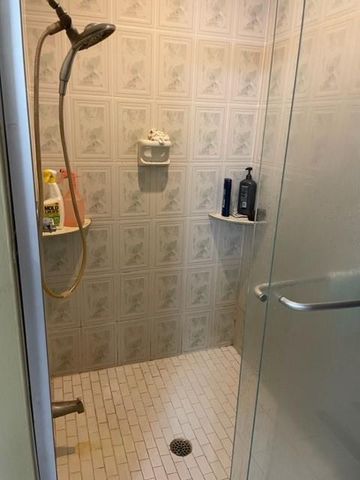 10747 Villa Lea Lane, Houston, TX 77071