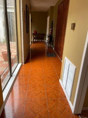 10747 Villa Lea Lane, Houston, TX 77071