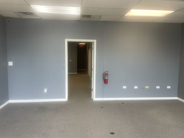 75 MARKET Street 5, Elgin, IL 60123
