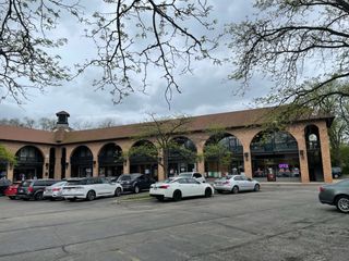 75 MARKET Street 5, Elgin, IL 60123