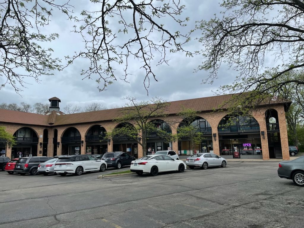 75 MARKET Street 5, Elgin, IL 60123