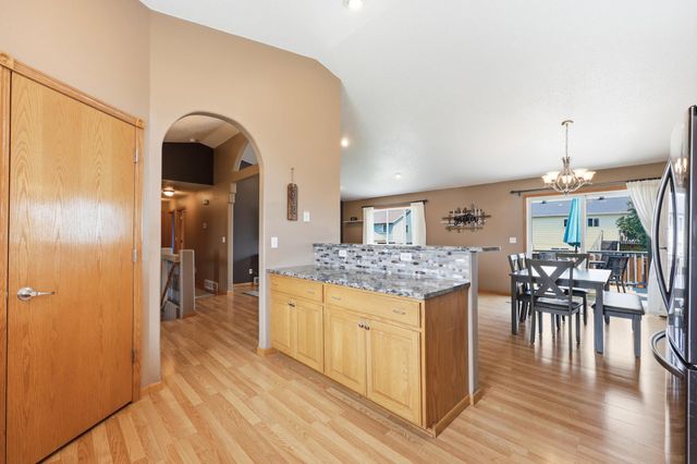 3532 Lincoln Street S, Fargo, ND 58104