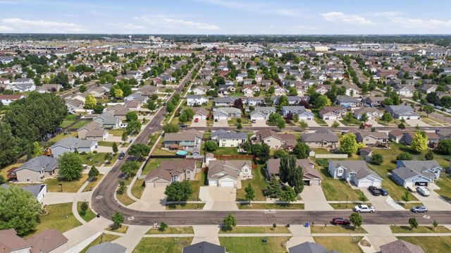 3532 Lincoln Street S, Fargo, ND 58104